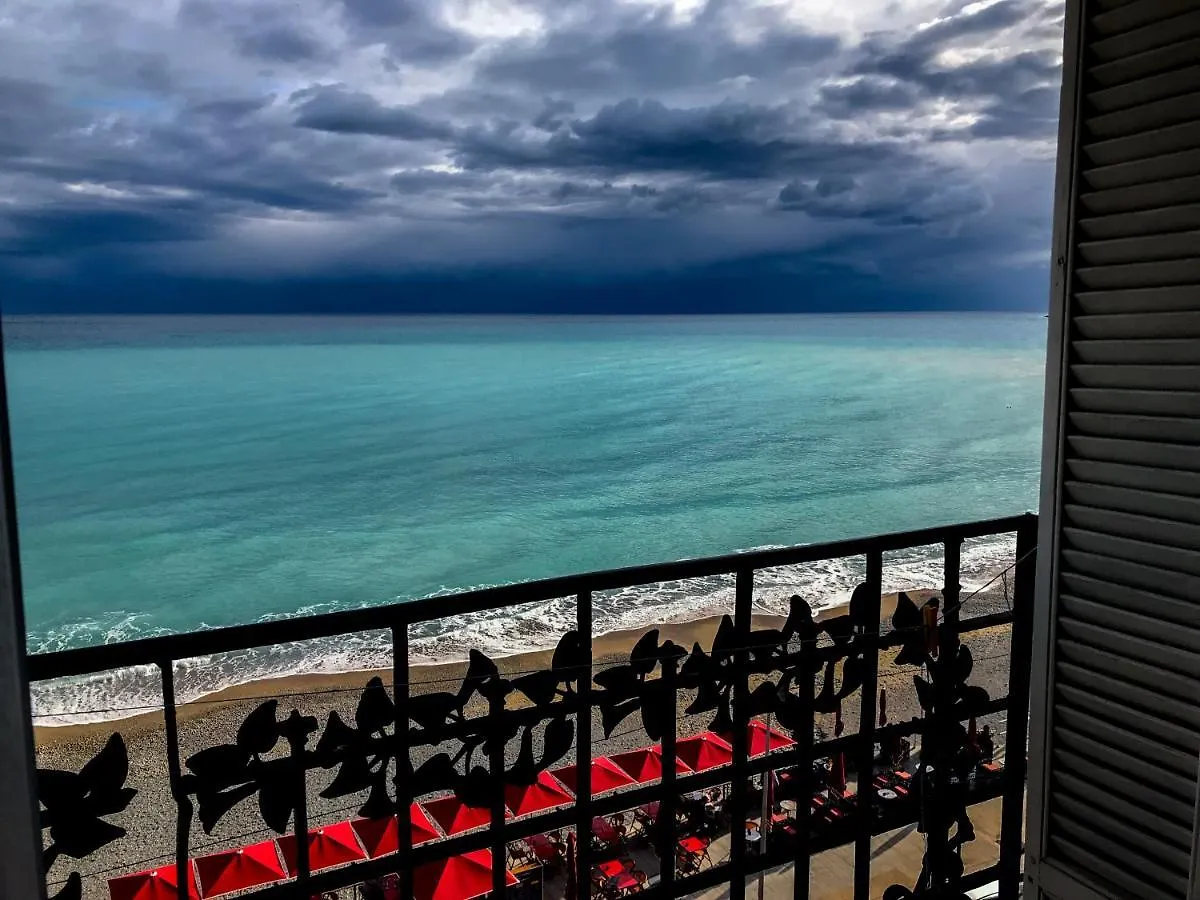 Apartment Ferienwohnung Belle Epoque 2 Menton Frankreich